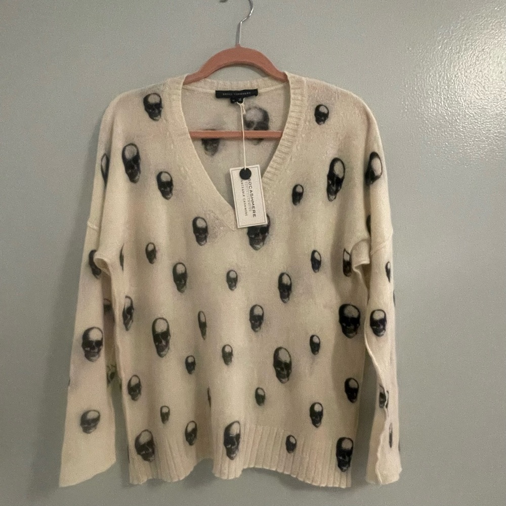 NWT SKULL CASHMERE JOLIE SWEATER 💀